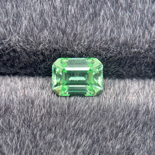 Green Sapphire 6*8mm
